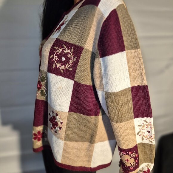 CHRISTOPHER & BANKS beautiful Hand embroidered festive Holiday sweater size XL - Picture 10 of 12